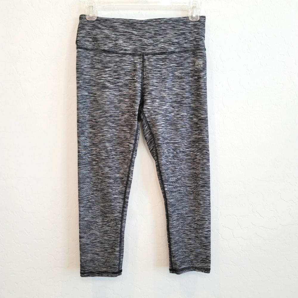🎁 Reebok Gray & Black Workout Capris Leggings Women's Size Small